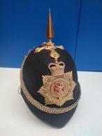 British Army "West Riding" blue cloth spiked helmet, Verzenden, Landmacht, Engeland, Embleem of Badge