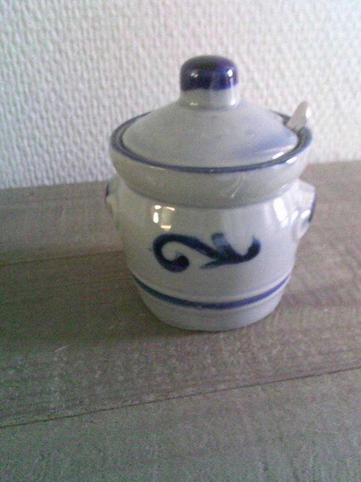 Keuls klein Mosterdpotje met lepeltje, Antiek en Kunst, Curiosa en Brocante, Ophalen of Verzenden
