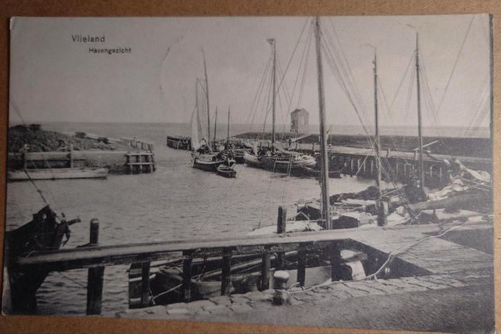 Oude kaart Vlieland haven 1915, Verzamelen, Ansichtkaarten | Nederland, Gelopen, Waddeneilanden, Voor 1920, Ophalen of Verzenden