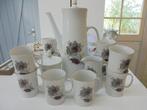 10 persoons Koffieservies MOSA met grijs/rode bloem / roos, Ophalen of Verzenden