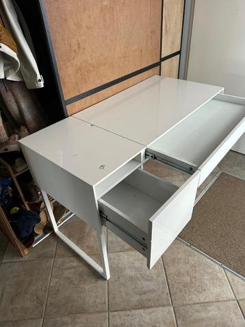 Wit bureau