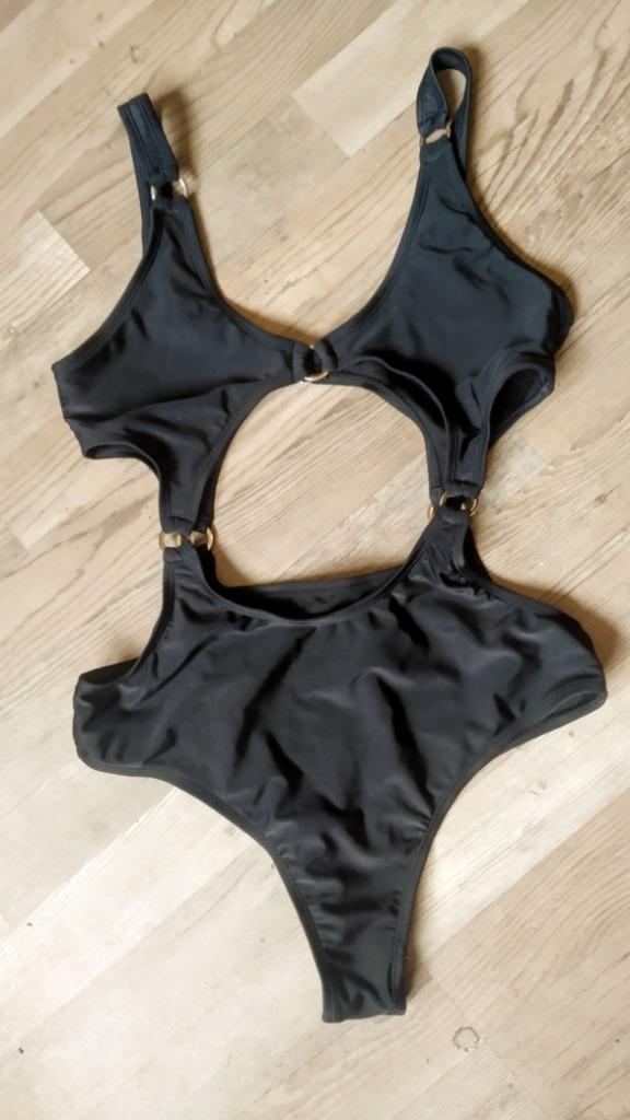 Sexy zwarte monokini maat S, Kleding | Dames, Badmode en Zwemkleding, Nieuw, Badpak, Zwart, Ophalen of Verzenden