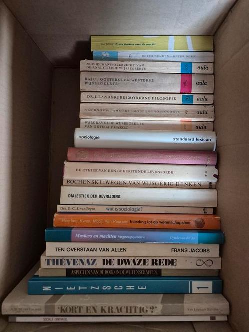 Filosofie & sociologie – voor de liefhebber van denkvoer, Boeken, Overige Boeken, Gelezen, Ophalen of Verzenden