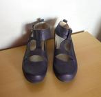 Donkerpaarse schoenen pumps van Lisa Tucci Maat 38, Kleding | Dames, Ophalen of Verzenden, Pumps