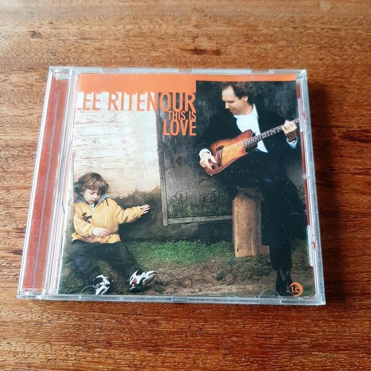 Lee Ritenour CD This is Love, Cd's en Dvd's, Cd's | Jazz en Blues, Zo goed als nieuw, Jazz, 1980 tot heden, Ophalen of Verzenden