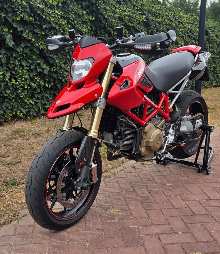 Ducati Hypermotard 1100S, Motoren, Motoren | Ducati, Particulier, SuperMoto, meer dan 35 kW, 2 cilinders, Motorrijbewijs A, Ophalen