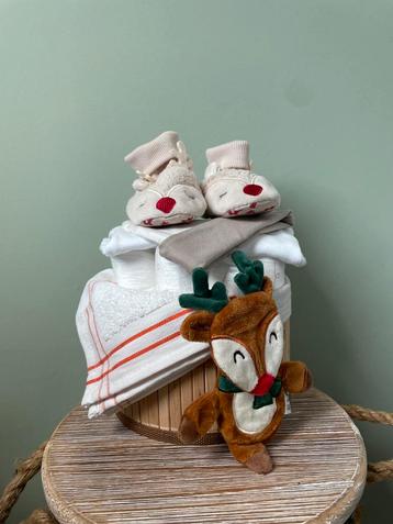 Luiertaart/ kraampakket🎄🫎 beschikbaar voor biedingen