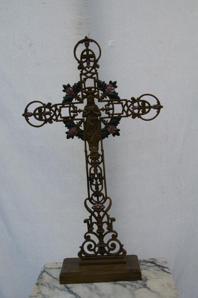Gietijzeren kruisbeeld, Antiek en Kunst, Curiosa en Brocante, Ophalen of Verzenden