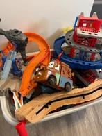 Racebaan hotwheels / racebaan cars en meer, Kinderen en Baby's, Speelgoed | Racebanen, Ophalen, Racebaan, Zo goed als nieuw, Met looping