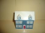 Mie18<> poppenhuisje 5.5 cm hoog 5.5 cm breed, Verzenden, Zo goed als nieuw, Poppenhuis