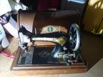 Vintage Singer hand naaimachine, Antiek en Kunst, Antiek | Naaimachines, Ophalen