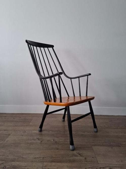 Vintage stoel ontworpen door Lena Larsson voor Nesto, Pastoe, Huis en Inrichting, Fauteuils, Gebruikt, Hout, Ophalen