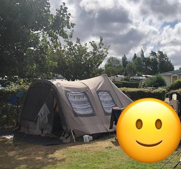 Redwood Maclura 320 tent / familietent beschikbaar voor biedingen