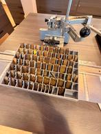 Gravograph graveermachine compleet met letterbak, Ophalen of Verzenden, Gebruikt, Elektrisch, Overige soorten