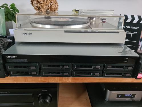 qnap 879  en 7x 2tb  + M.2 256gb  8x bay  i3 core, Computers en Software, NAS, Gebruikt, Ophalen of Verzenden