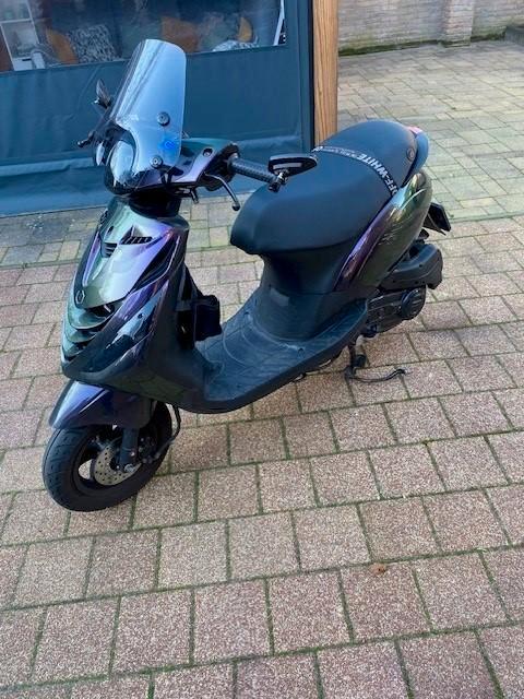 Mooie Zip Scooter (2023), Fietsen en Brommers, Scooters | Piaggio, Zo goed als nieuw, Zip, Maximaal 45 km/u, Benzine, Ophalen