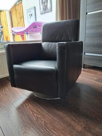 Te koop zgan lederen fauteuil  op draaivoet