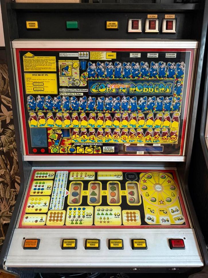 Gokkast Cops ‘N Robbers - Klassieker!, Verzamelen, Automaten | Gokkasten en Fruitautomaten, Gebruikt, Euro, Met sleutels, Ophalen