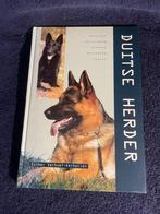 Boek: Duitse Herder – Esther Verhoef-Verhallen., Honden, Ophalen of Verzenden, Zo goed als nieuw, Esther Verhoef-Verhallen.