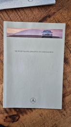 Mercedes folders W210 W211 W212 SLK CLK, Ophalen, Zo goed als nieuw, Mercedes