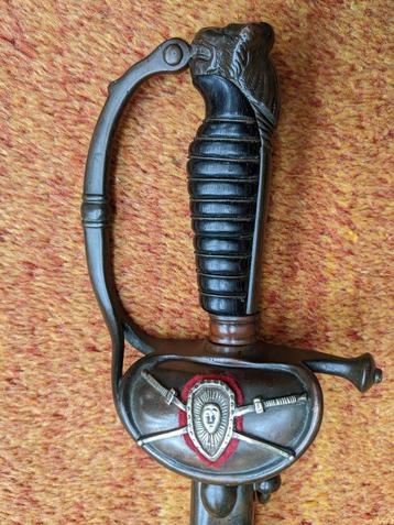 Model 1896 meesterdegens beschikbaar voor biedingen