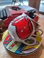 2 x 'De Smaak van Kunst' Kop en Schotel, Huis en Inrichting, Keramiek, Ophalen of Verzenden, Zo goed als nieuw, Overige stijlen