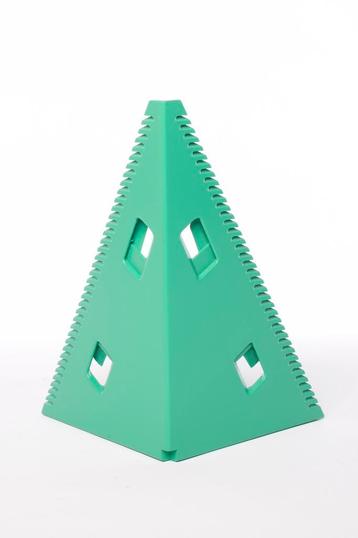 Stelpiramide22 beschikbaar voor biedingen