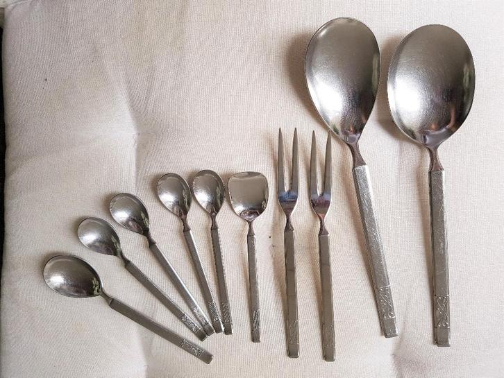 Bestekdelen Sola Elite Regina, Huis en Inrichting, Keuken | Bestek, Zo goed als nieuw, Los bestek, Rvs of Chroom, Vaatwasserbestendig