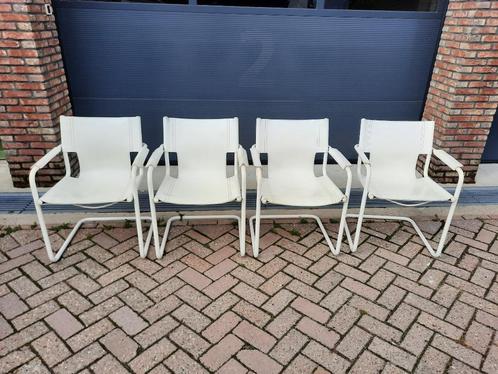 Set van vier Linea Veam sledestoelen. Italy, Huis en Inrichting, Stoelen, Gebruikt, Vier, Leer, Metaal, Wit, Ophalen