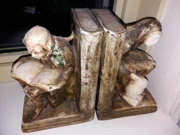 2 Antieke Boekensteunen De Wijze en de Dwaze Leesbeelden beschikbaar voor biedingen