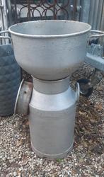 Melkbus met Theems, Tuin en Terras, Ophalen, Gebruikt, Ameide, Pellikaan