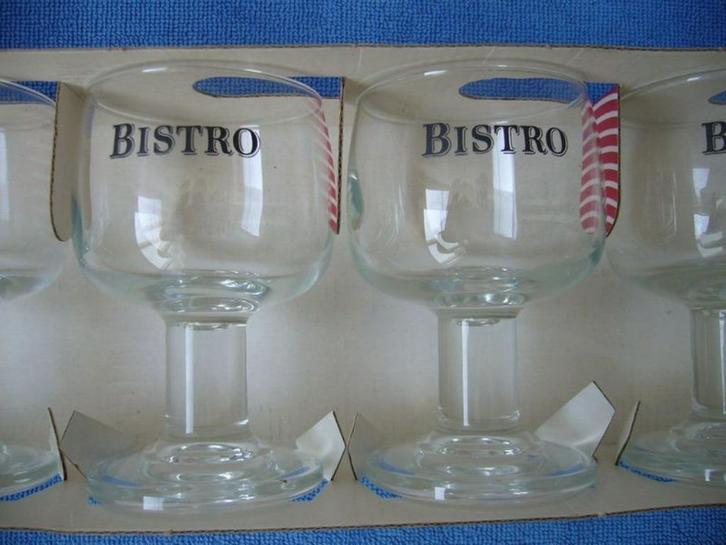 Bistro wijnglazen 2 x 6 nieuw in verpakking, Huis en Inrichting, Keuken | Servies, Nieuw, Glas of Glazen, Overige stijlen, Glas