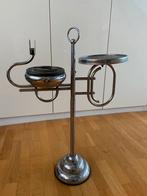 Vintage bijzet tafeltje met asbak en luciferdoosje houder, Huis en Inrichting, Tafels | Bijzettafels, Ophalen, Minder dan 55 cm