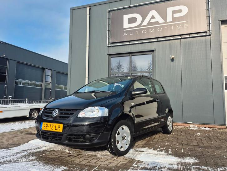 Vw Fox 1.4  KM124000 N.A.P APK/BEURT NIEUW | Airco, Auto's, Volkswagen, Bedrijf, Fox, ABS, Airbags, Airconditioning, Alarm, Bluetooth