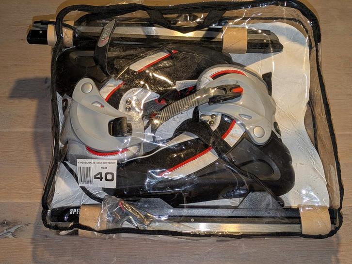 Schaatsen maat 40, Noren + IJshockeyschaatsen, Sport en Fitness, Schaatsen, Zo goed als nieuw, Noren, Overige merken, Ophalen of Verzenden