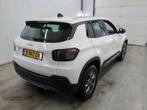 Jeep Avenger Longitude 54 kWh (bj 2024, automaat), Stof, Gebruikt, Zwart, 156 pk