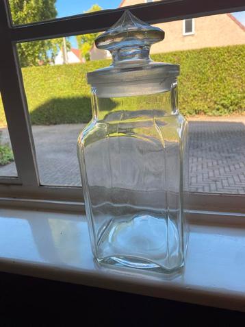 Vintage Glazen Snoeppot met Deksel beschikbaar voor biedingen