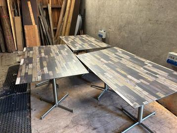 3 horeca tafels beschikbaar voor biedingen