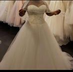 Wedding dress (dress only), Zo goed als nieuw, Ophalen