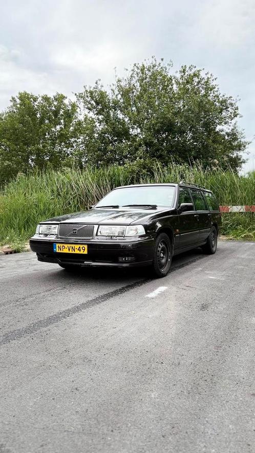 Handgeschakelde Volvo 960 2.5 I 24V 1996 paars, Auto's, Volvo, Particulier, ABS, Boordcomputer, Centrale vergrendeling, Cruise Control