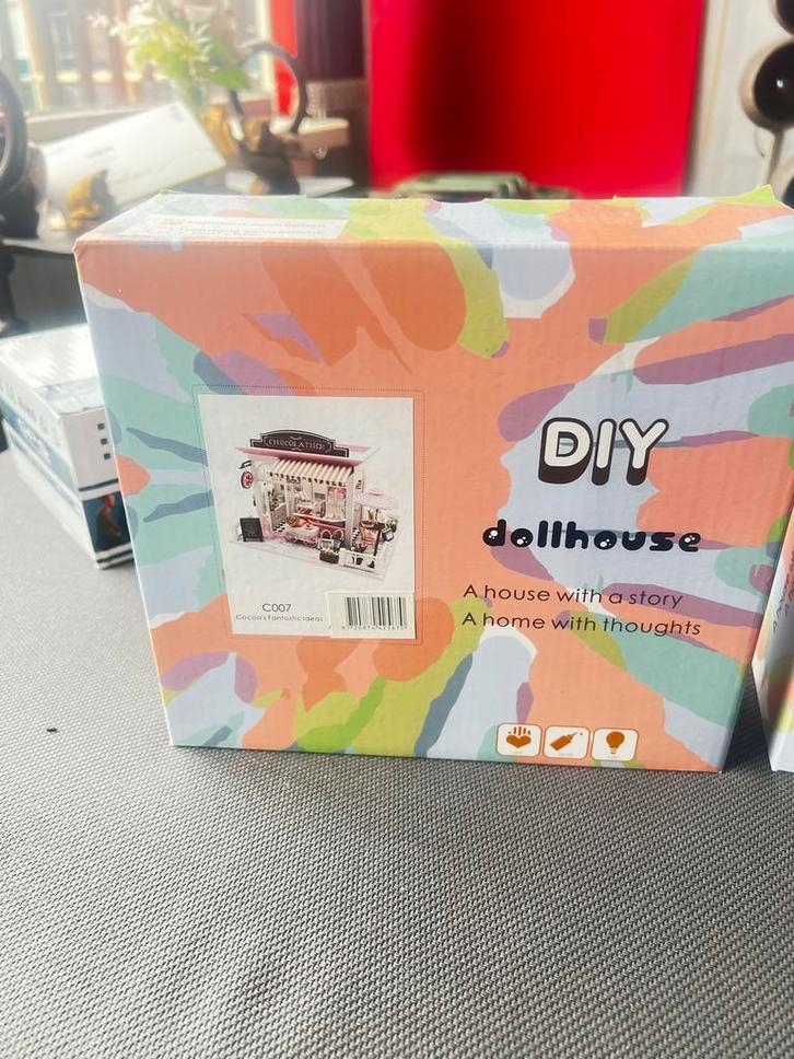 Nieuw DIY Poppenhuis Cocoa's Fantastic Ideas, Kinderen en Baby's, Speelgoed | Poppenhuizen, Nieuw, Poppenhuis, Ophalen of Verzenden