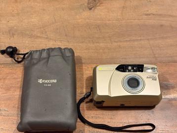 Yashica Zoomate 70z Analoge Camera, Kyocera met hoes. beschikbaar voor biedingen