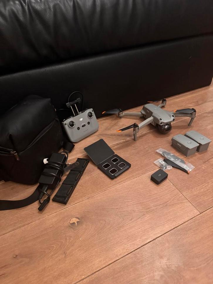 DJI Air 2S Fly More Combo - Perfecte staat!, Audio, Tv en Foto, Drones, Zo goed als nieuw, Drone met camera, Ophalen of Verzenden