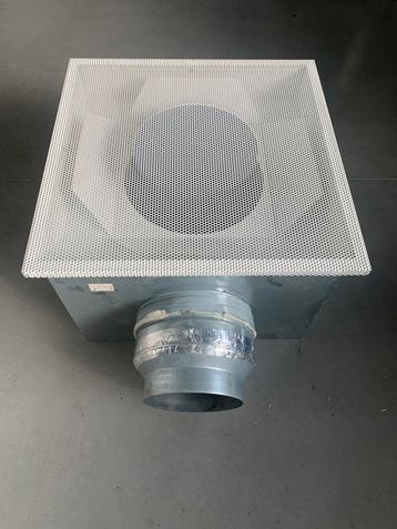 4x Solid Air geperforeerd plafondrooster met inblaasbak beschikbaar voor biedingen