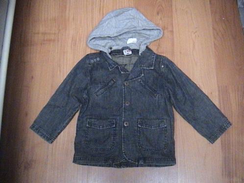 NAME IT Stoere blauwe jeansjas met hieraan vast grijze muts., Kinderen en Baby's, Kinderkleding | Maat 98, Gebruikt, Jongen, Jas