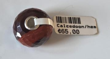 Trollbeads RODE CHALCEDOON MET HEMATIET **NIEUW** EDELSTEEN beschikbaar voor biedingen