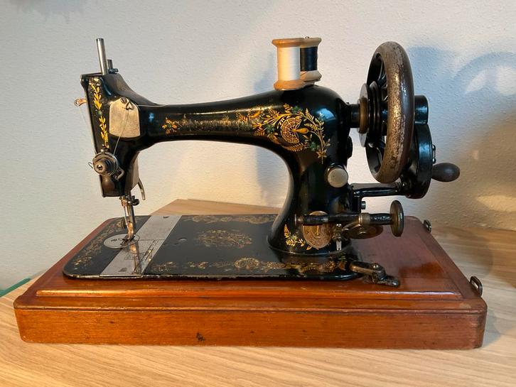Antieke Singer Handnaaimachine, Antiek en Kunst, Antiek | Naaimachines, Ophalen