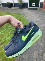 Nike Air Max maat 42 zwart/neon groen, Zo goed als nieuw, Nike Air Max, Sneakers of Gympen, Zwart