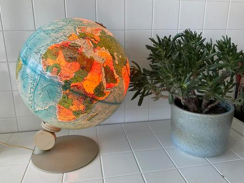Vintage jaren ‘70 wereldbol / Globe op voet met gradenboog, Huis en Inrichting, Woonaccessoires | Wereldbollen, Ophalen