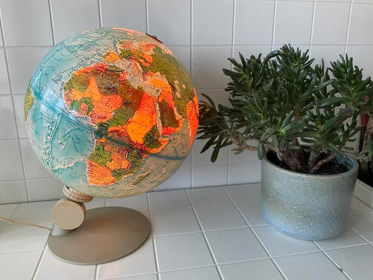 Vintage jaren ‘70 wereldbol / Globe op voet met gradenboog, Huis en Inrichting, Woonaccessoires | Wereldbollen, Ophalen